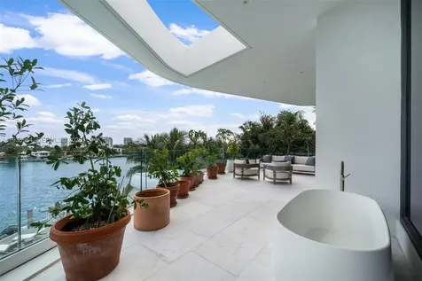 503 E Dilido Drive Miami Beach FL 33139