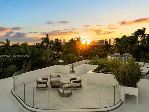 503 E Dilido Drive Miami Beach FL 33139