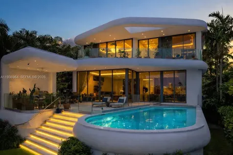 503 E Dilido Drive Miami Beach FL 33139