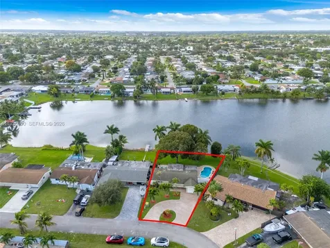 1160 NW 86th Terrace Pembroke Pines FL 33024
