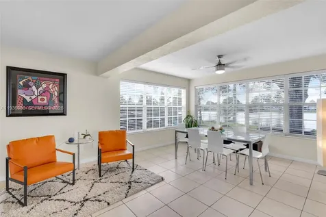 1160 NW 86th Terrace Pembroke Pines FL 33024