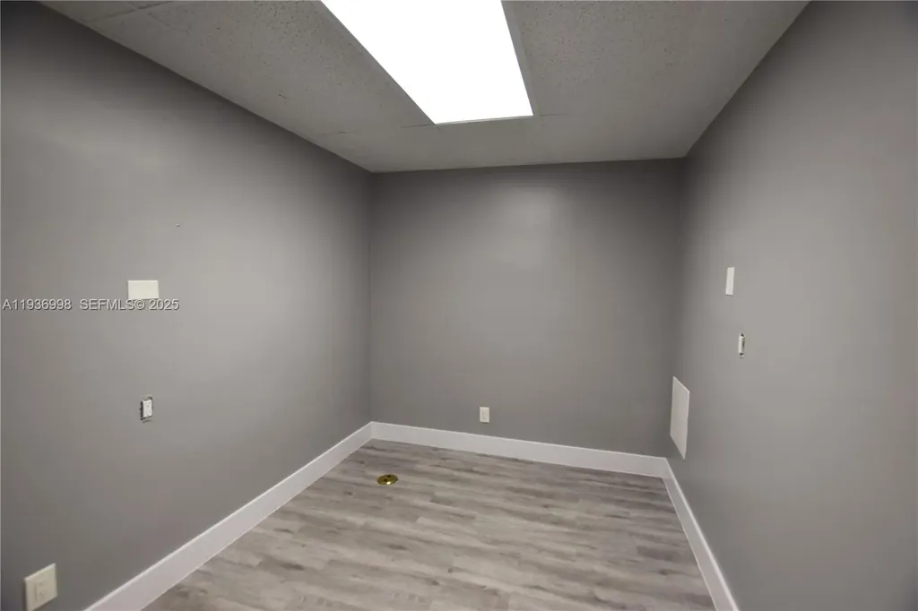 3911 Hollywood Boulevard Hollywood FL 33021
