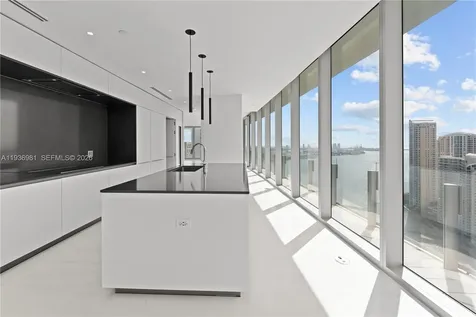 300 Biscayne Boulevard Way Miami FL 33130