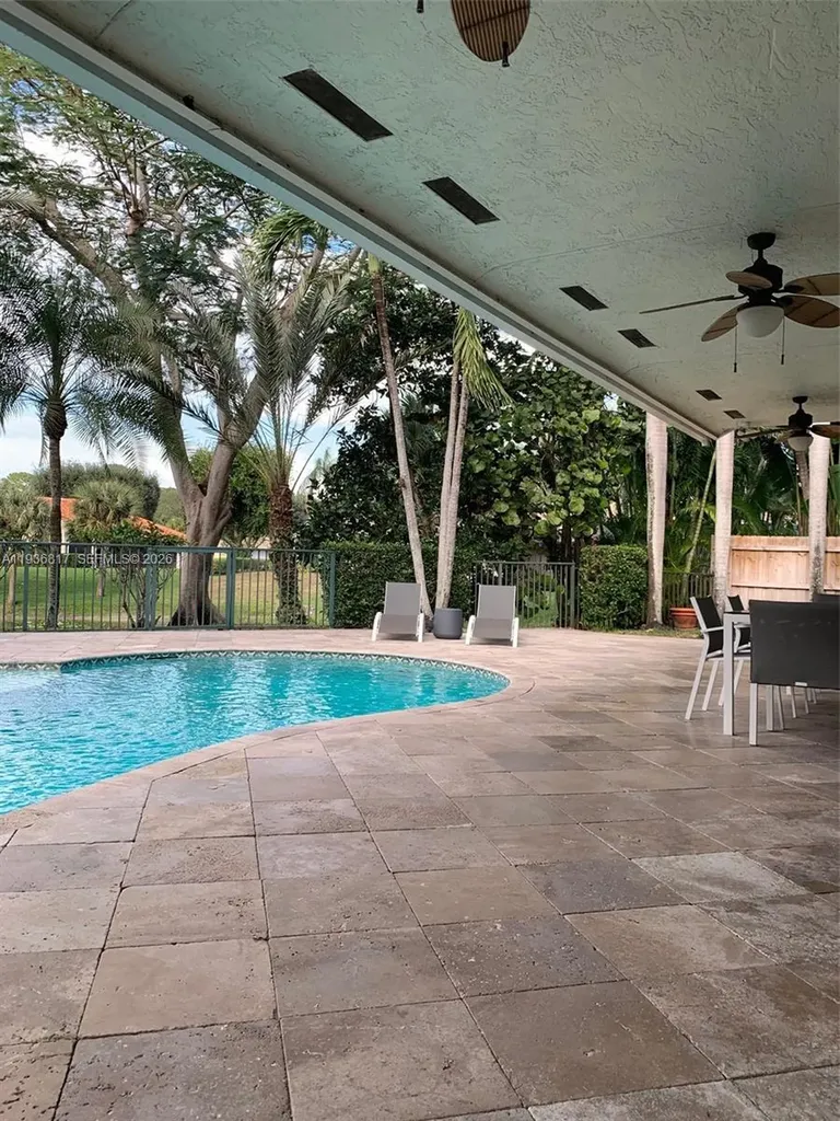 3537 SW 24th Lane Delray Beach FL 33445