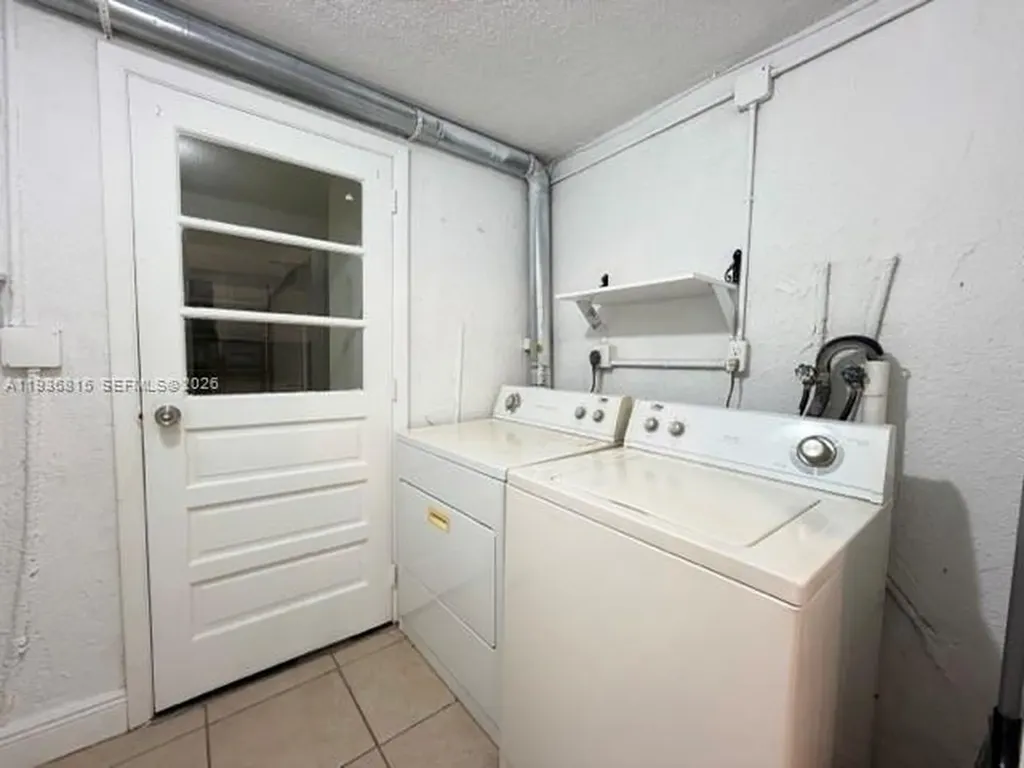 8605 NW 35th Court Coral Springs FL 33065