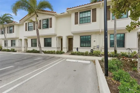 5059 Genove Place Riviera Beach FL 33410