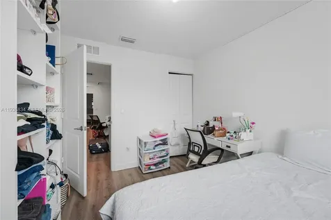 5059 Genove Place Riviera Beach FL 33410