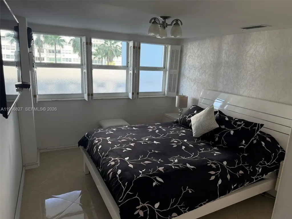 2000 S Ocean Drive Fort Lauderdale FL 33316