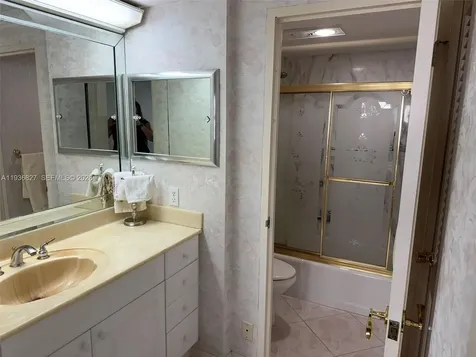 2000 S Ocean Drive Fort Lauderdale FL 33316