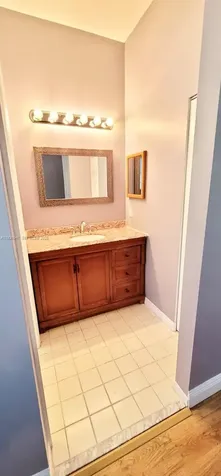 1005 NE 42nd Place Homestead FL 33033
