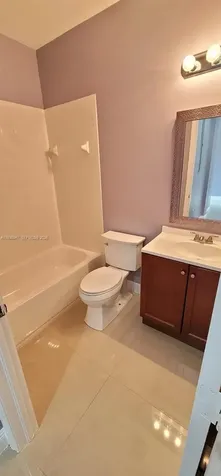 1005 NE 42nd Place Homestead FL 33033