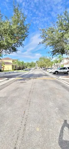 1005 NE 42nd Place Homestead FL 33033