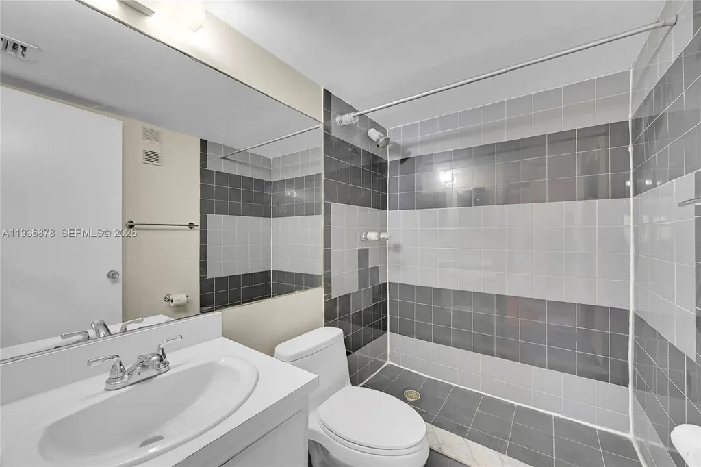 1100 NW 87th Avenue Coral Springs FL 33071