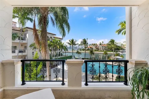 2521 Fisher Island Drive Miami Beach FL 33109