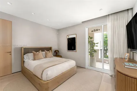 2521 Fisher Island Drive Miami Beach FL 33109