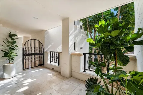 2521 Fisher Island Drive Miami Beach FL 33109