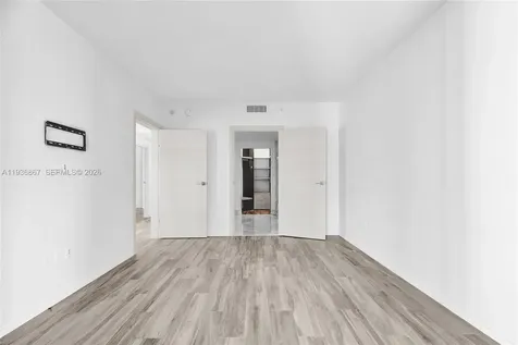 801 S Miami Avenue Miami FL 33130