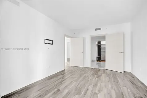 801 S Miami Avenue Miami FL 33130