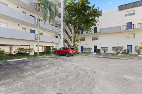 7501 NW 16th Street Plantation FL 33313