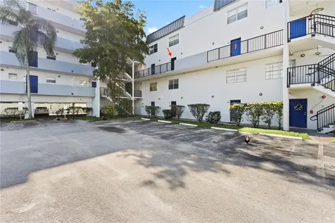 7501 NW 16th Street Plantation FL 33313