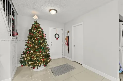 7501 NW 16th Street Plantation FL 33313
