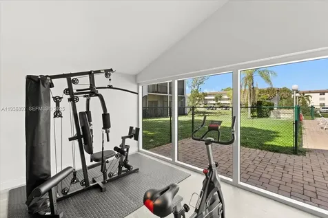7501 NW 16th Street Plantation FL 33313