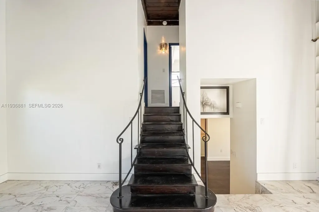 2413 Nassau Lane Fort Lauderdale FL 33312