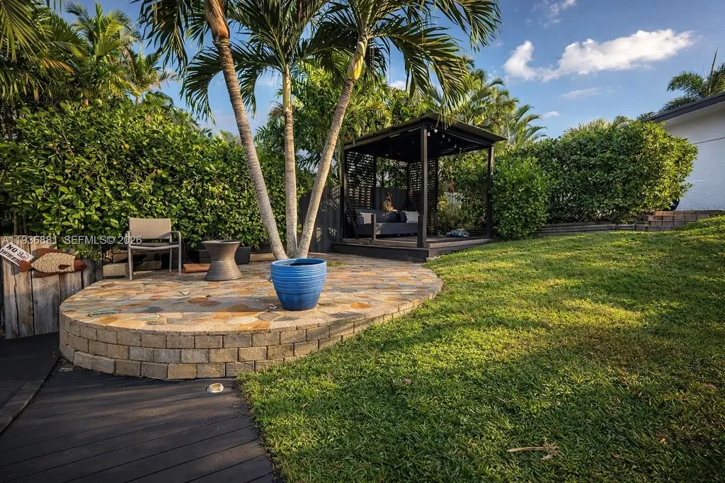 2413 Nassau Lane Fort Lauderdale FL 33312