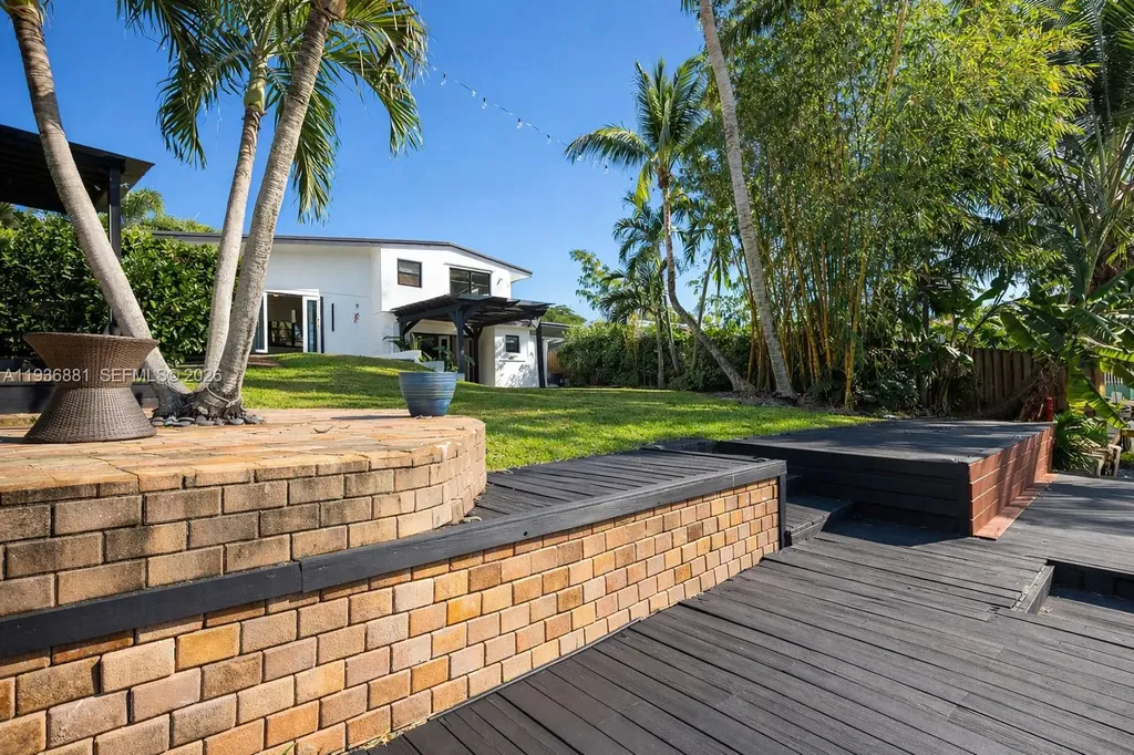 2413 Nassau Lane Fort Lauderdale FL 33312