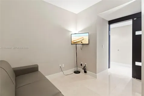 4779 Collins Avenue Miami Beach FL 33140