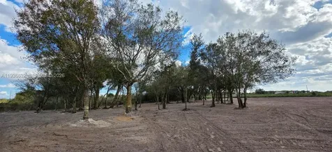 19946 NW 254 Street Okeechobee FL 34972