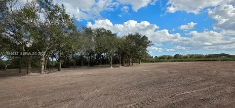 19946 NW 254 Street Okeechobee FL 34972
