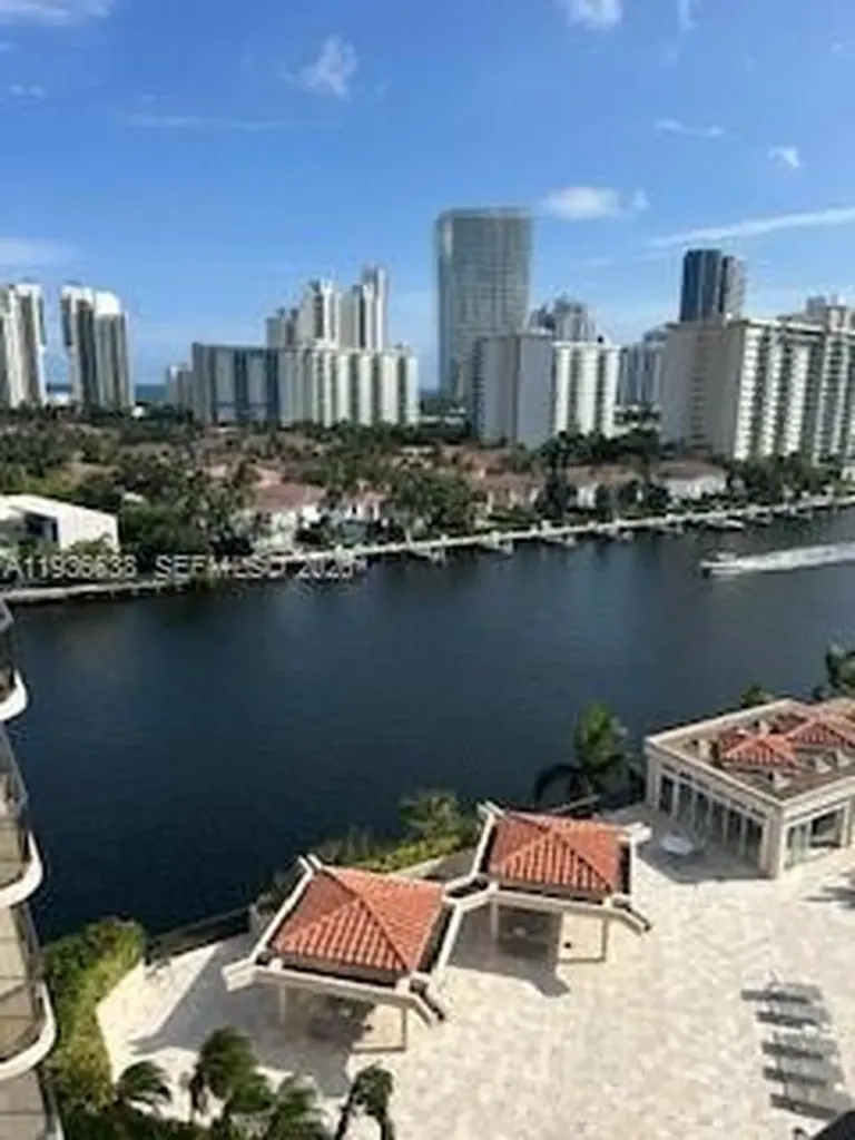 19667 Turnberry Way Aventura FL 33180