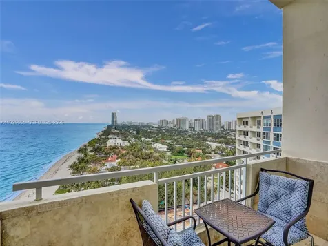 3180 S Ocean Drive Hallandale Beach FL 33009