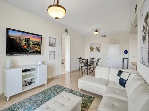 3180 S Ocean Drive Hallandale Beach FL 33009