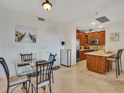 3180 S Ocean Drive Hallandale Beach FL 33009