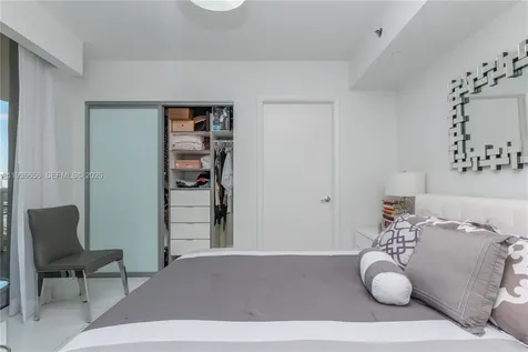 17201 Collins Avenue Sunny Isles Beach FL 33160