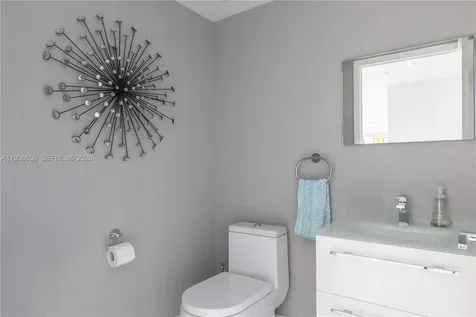 17201 Collins Avenue Sunny Isles Beach FL 33160