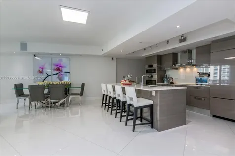 17201 Collins Avenue Sunny Isles Beach FL 33160