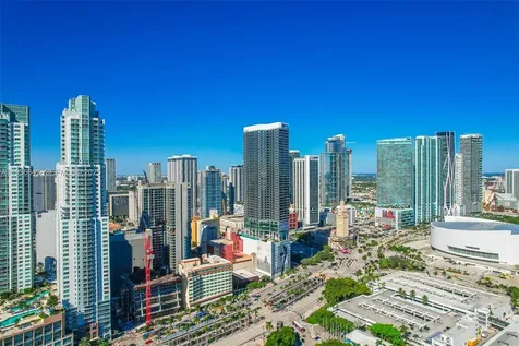 398 NE 5th Street Miami FL 33132