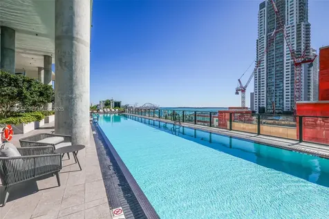 398 NE 5th Street Miami FL 33132