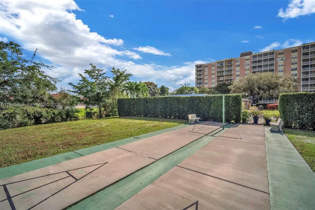 3475 Broken Woods Drive Coral Springs FL 33065