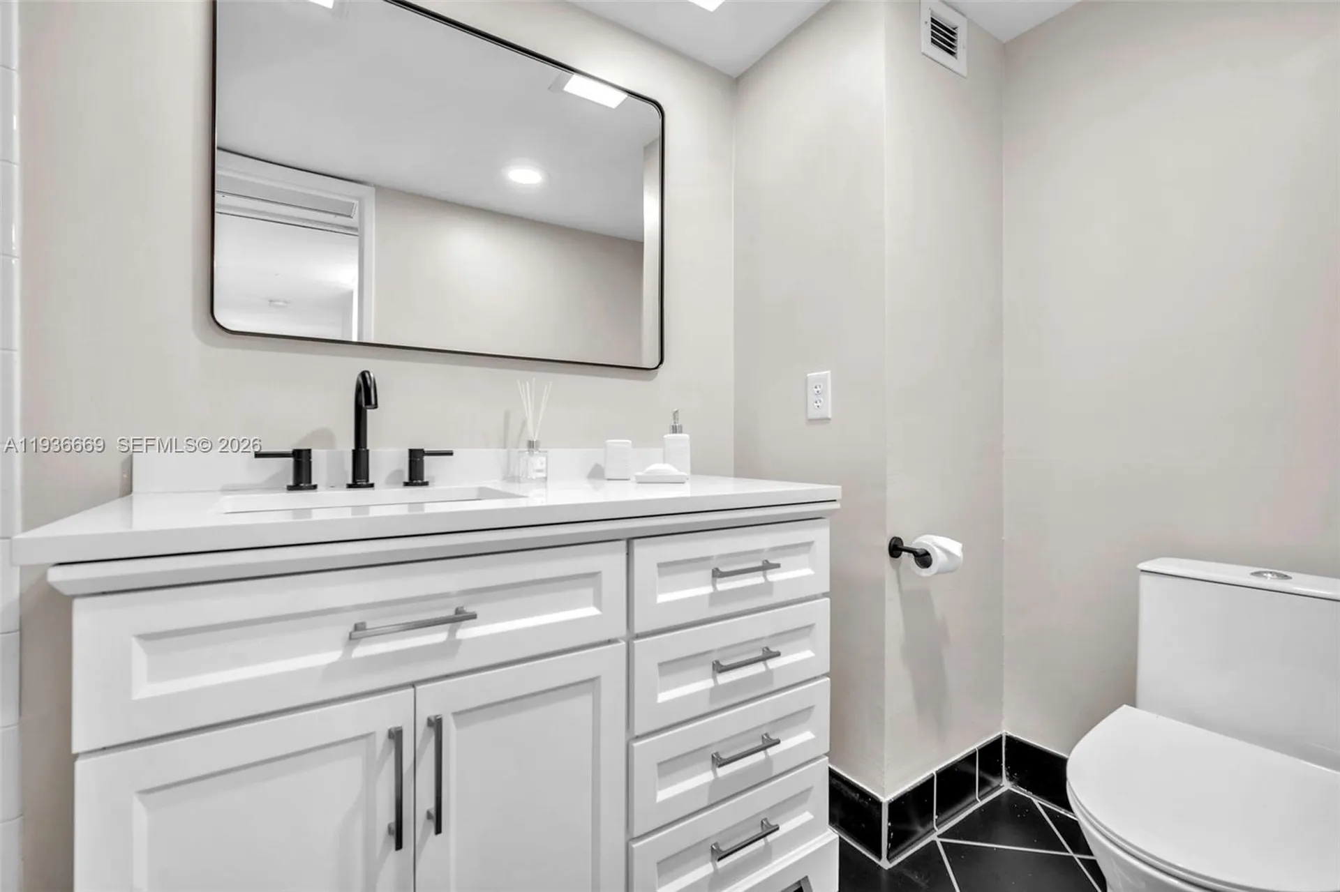 3475 Broken Woods Drive Coral Springs FL 33065