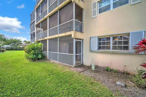 3475 Broken Woods Drive Coral Springs FL 33065