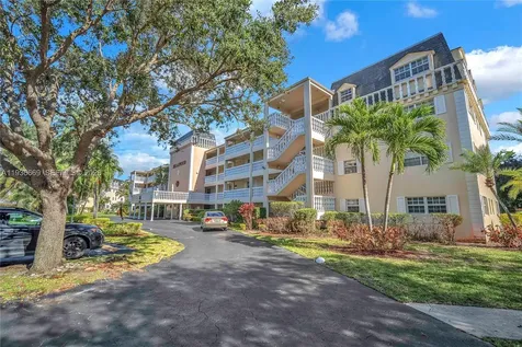 3475 Broken Woods Drive Coral Springs FL 33065