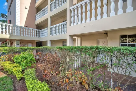 3475 Broken Woods Drive Coral Springs FL 33065