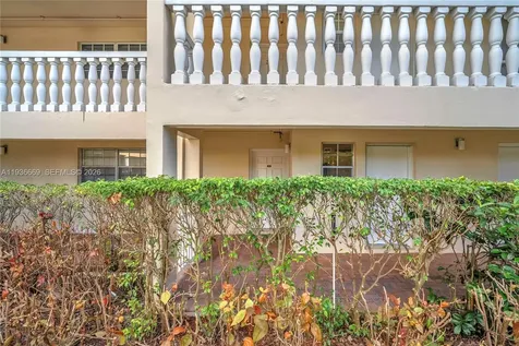 3475 Broken Woods Drive Coral Springs FL 33065