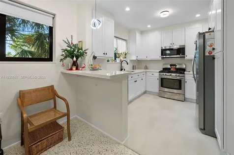 7517 Cutlass Avenue North Bay Village FL 33141