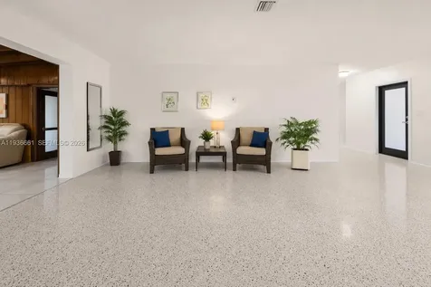 7517 Cutlass Avenue North Bay Village FL 33141