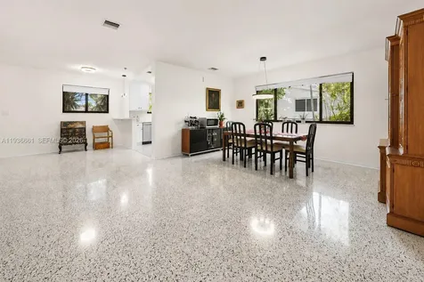 7517 Cutlass Avenue North Bay Village FL 33141